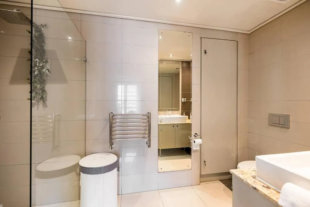 Elegant Cape Royale Suite Cape Town