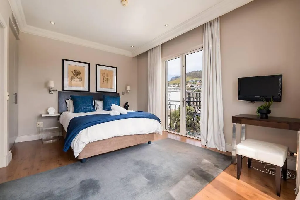 Elegant Cape Royale Suite Cape Town Daire